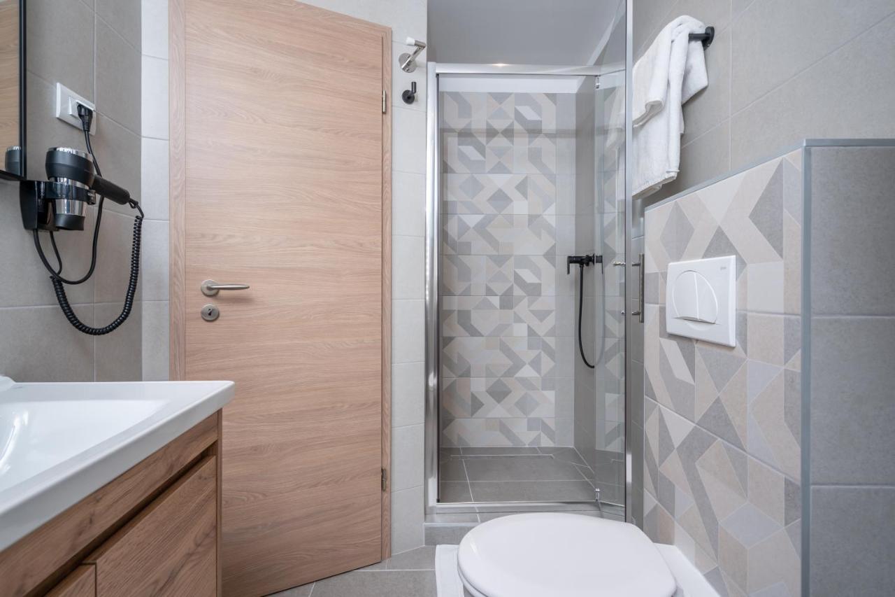 Apartment Aaa & With Free Parking