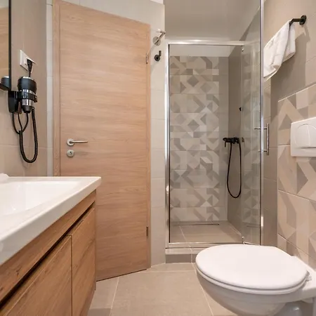 Aaa Apartments & Rooms With Free Parking Pula Exterior foto